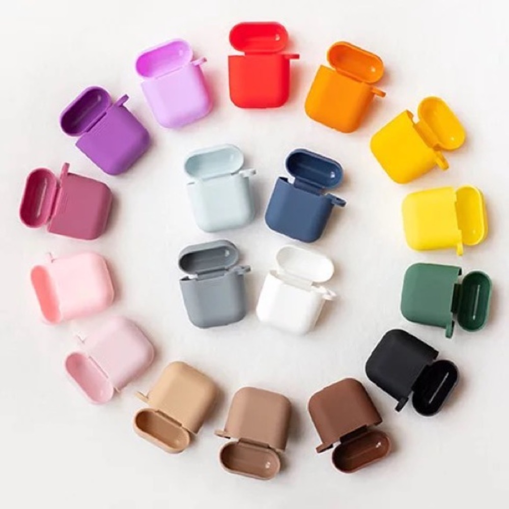 protective colorful silicon airpods case with clip